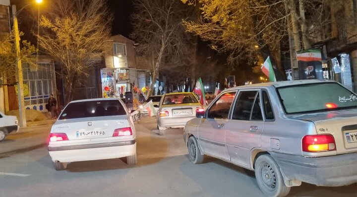 تصاویر/ کاروان خودرویی مردمی در شهر رابر