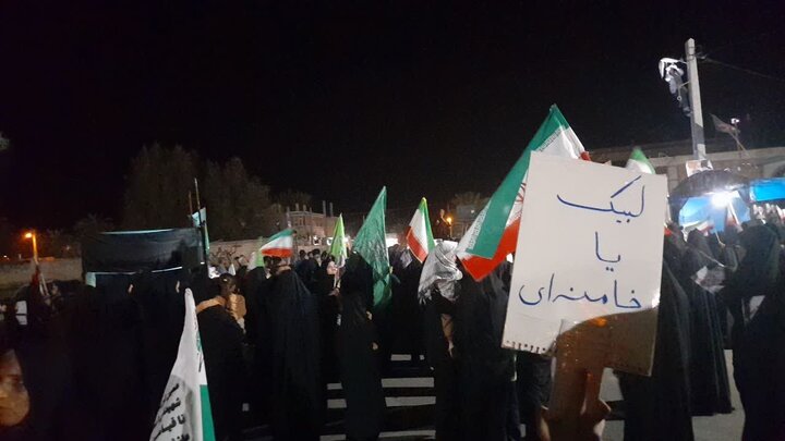 تصاویر/تجمع شبانه در شهر عنبرآباد