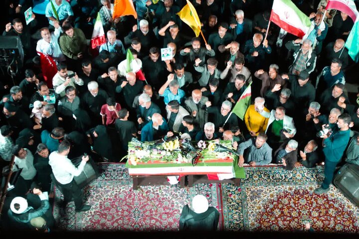تصاویر/ تشییع شهید دیپلمات در بوشهر
