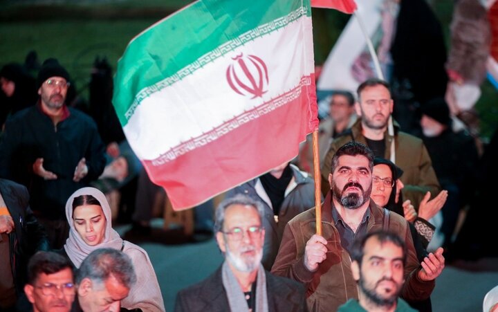 تصاویر/ اجتماع مردم پرند در حمایت از نیروهای مسلح