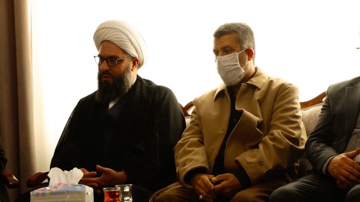 حضور سرپرست حوزه علمیه خواهران استان البرز در منزل شهید جعفری