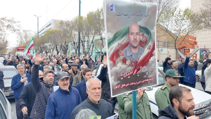 تصاویر/بدرقه جانسوز با پیکر مطهر شهدای وطن در گلزار شهدای اراک