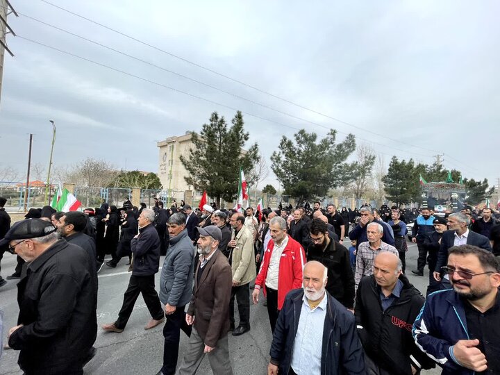 تصاویر/ تشییع پیکر مطهر شهید مدافع وطن در ملارد
