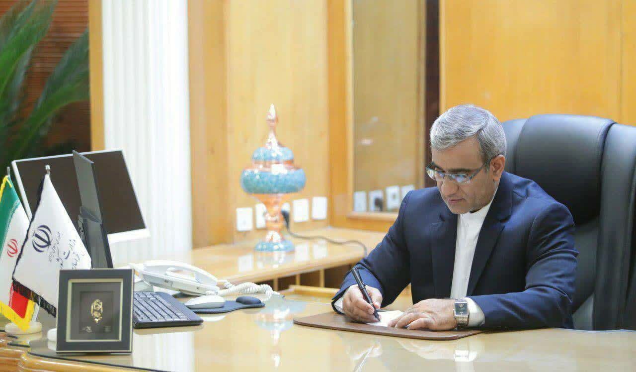 استاندار خراسان رضوی در پیامی شهادت دکتر سعید شمقدری را تسلیت گفت