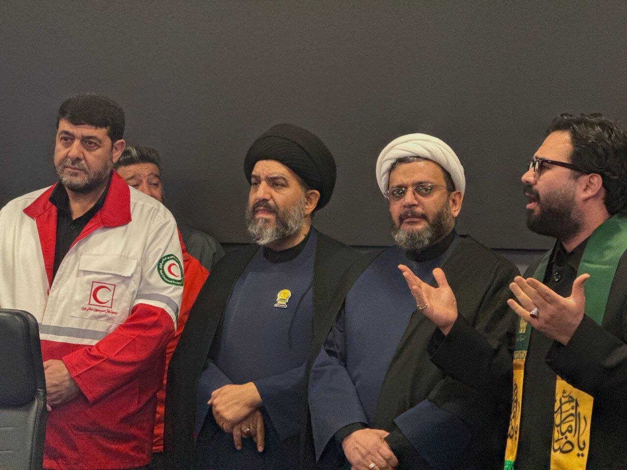 قدردانی خادمان حرم مطهر رضوی از امدادرسانی هلالاحمر به مردم آسیبدیده در جنگ+تصاویر