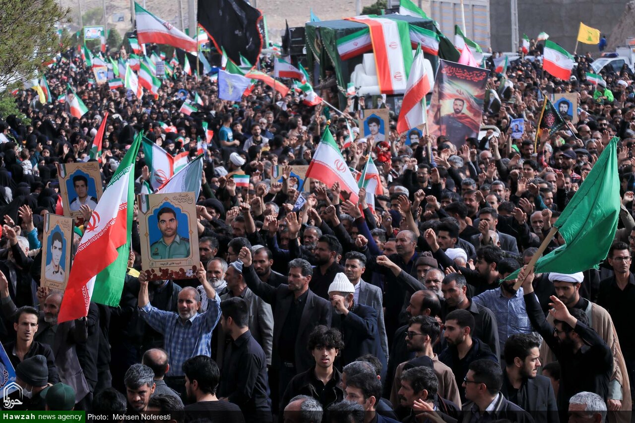 فیلم| تجمعات مردمی در بندر انزلی