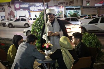 تصاویر/ کافه رستوران قرآنی در میدان آزادی کرمان