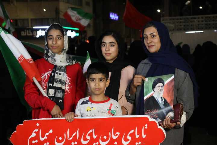 تصاویر/ اجتماع کرمانی ها در میدان آزادی 3 فروردین
