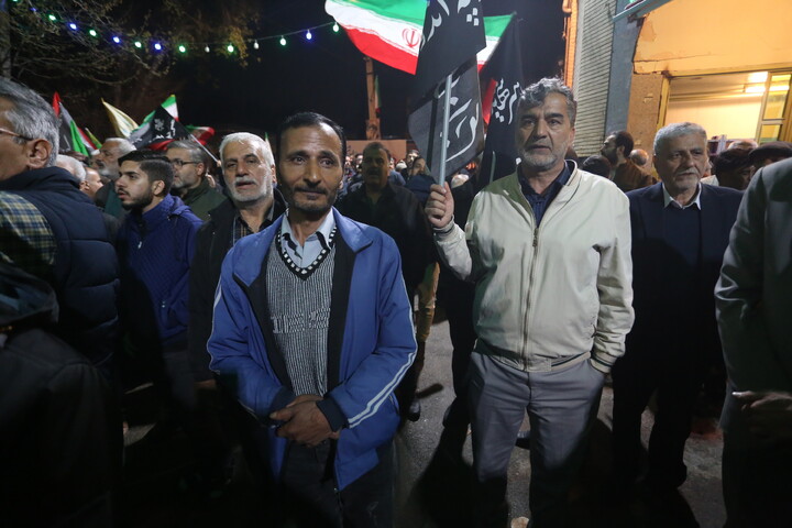تصاویر/ وداع با پنج شهید خانواده نصرآزادانی از شهدای جنایات اخیر آمریکایی صهیونی در اصفهان