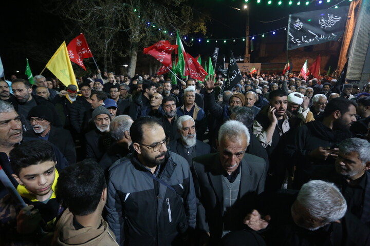 تصاویر/ وداع با پنج شهید خانواده نصرآزادانی از شهدای جنایات اخیر آمریکایی صهیونی در اصفهان