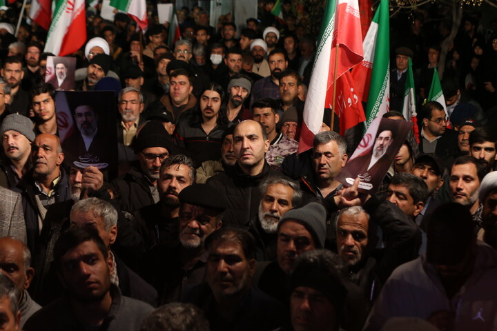 تصاویر/ وداع با پنج شهید خانواده نصرآزادانی از شهدای جنایات اخیر آمریکایی صهیونی در اصفهان