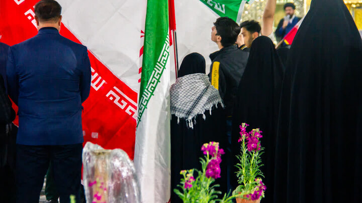 تجمع بزرگ مردم غیور شهرستان آران و بیدگل در نجف ایران