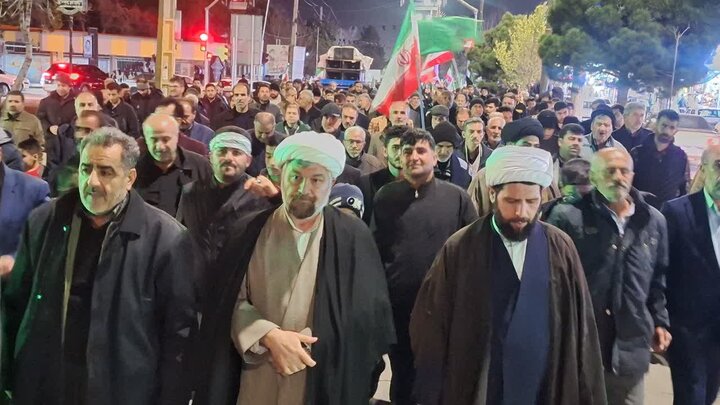 تصاویر / بیعت مجدد مردم شهرستان تاکستان با رهبری معظم انقلاب اسلامی