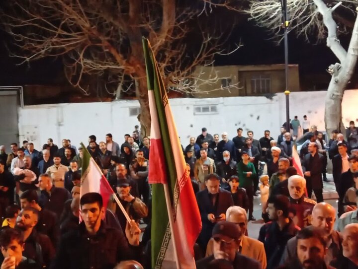 تصاویر / اجتماع مردم اقبالیه در حمایت از نیروهای مسلح وپاسخ به رئیس جمهور جنایتکار آمریکا