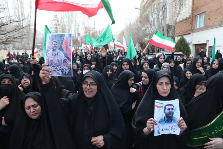 تصاویر/ تشییع پیکر شهید علیرضا دوستمحمدی در شهمیرزاد
