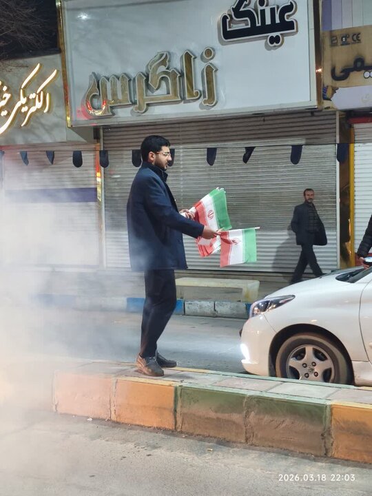 تصاویر/فعالیت طلاب مدرسه علمیه امام خمینی (ره)خمین در تکیه حضرت ام البنین