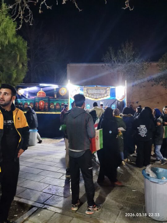 تصاویر/فعالیت طلاب مدرسه علمیه امام خمینی (ره)خمین در تکیه حضرت ام البنین