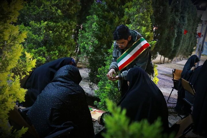 تصاویر/ کافه رستوران قرآنی در میدان آزادی کرمان
