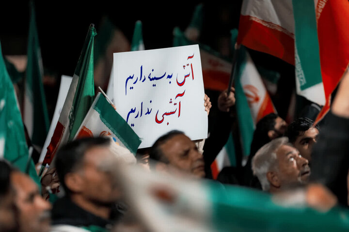 تصاویر/ حضور کرمانی ها در میدان کوثر-روز 24