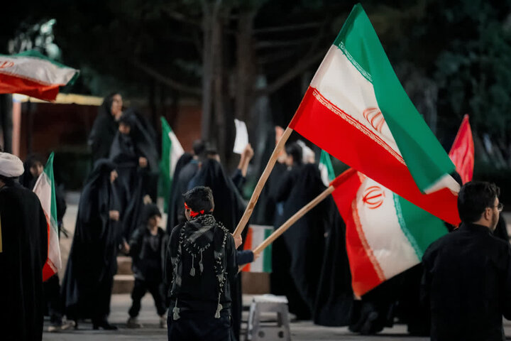 تصاویر/ حضور کرمانی ها در میدان کوثر-روز 24