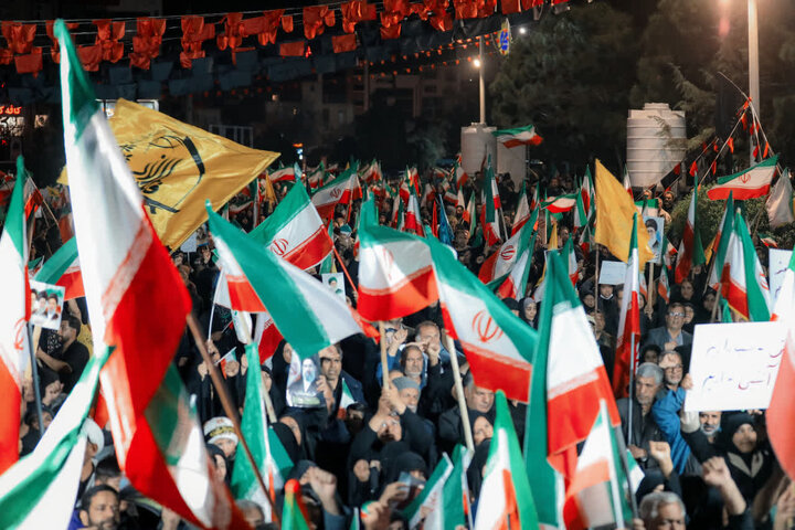 تصاویر/ حضور کرمانی ها در میدان کوثر-روز 24