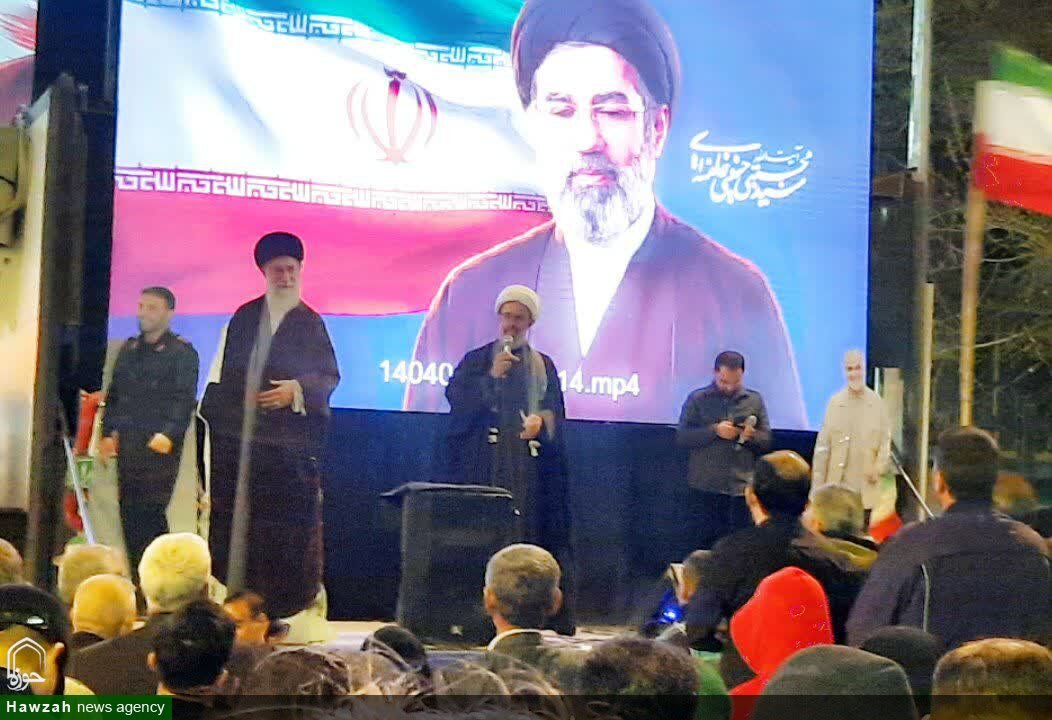 پیروزی در جنگ رسانه‌ای و حفظ وحدت ملی، شرط عبور از توطئه‌های دشمن است