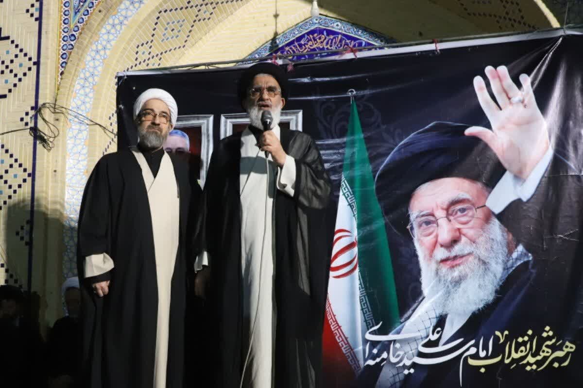 ایستادگی ملت ایران معادلات جهانی را تغییر داده است
