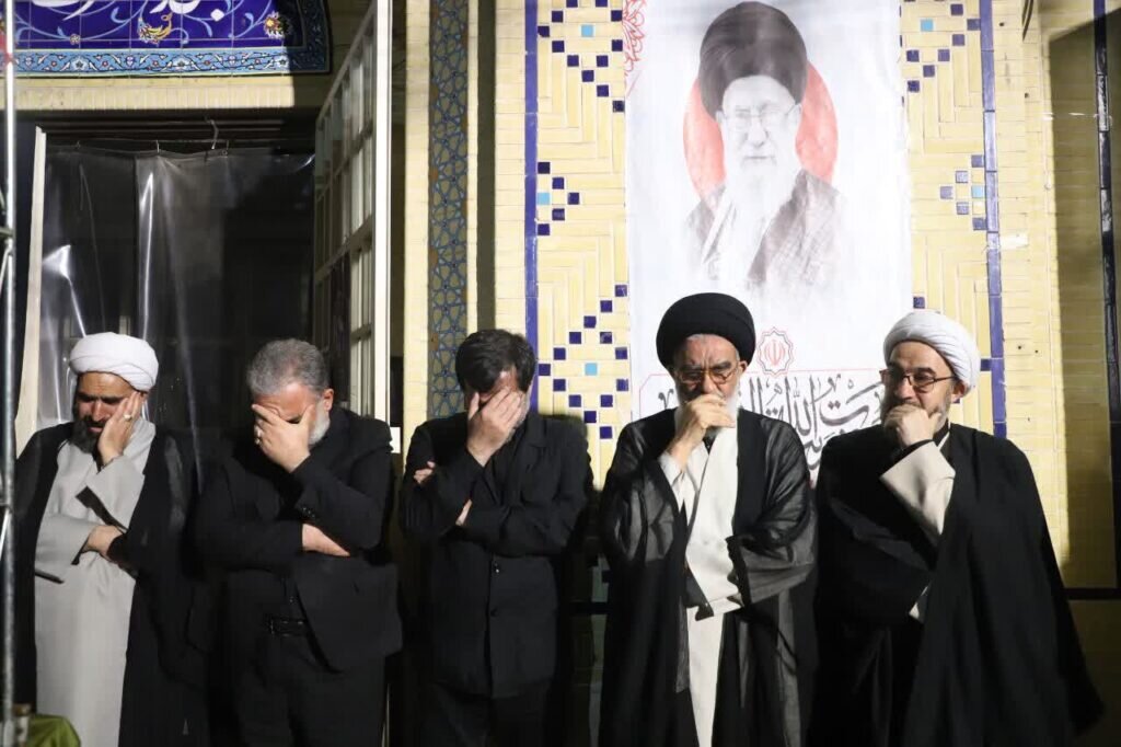 ایستادگی ملت ایران معادلات جهانی را تغییر داده است