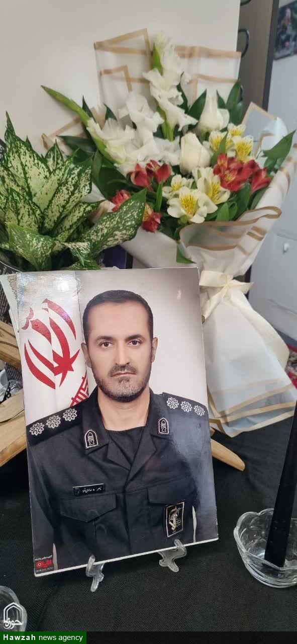 تجلیل اساتید و طلاب حوزه علمیه همدان از خانواده شهید جنگ رمضان
