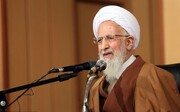 فيديو | آية الله العظمی جوادي الآملي يُشيد بالحضور الملحمي للشعب الإيراني في الشوارع خلال الحرب