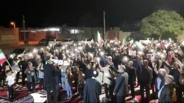 فیلم| اجتماع حمایت از نظام در دهکده قرآنی چارک بوشهر