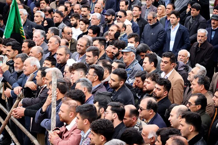 تصاویر/ تشییع پیکر مطهر شهید حمید مخصوصی در سلماس