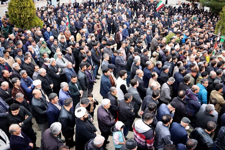 تصاویر/ تشییع پیکر مطهر شهید حمید مخصوصی در سلماس