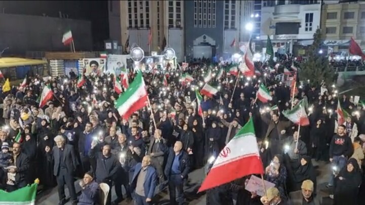 تصاویر/ مردم همیشه در صحنه جای جای استان کرمان پای کار نظام و انقلاب