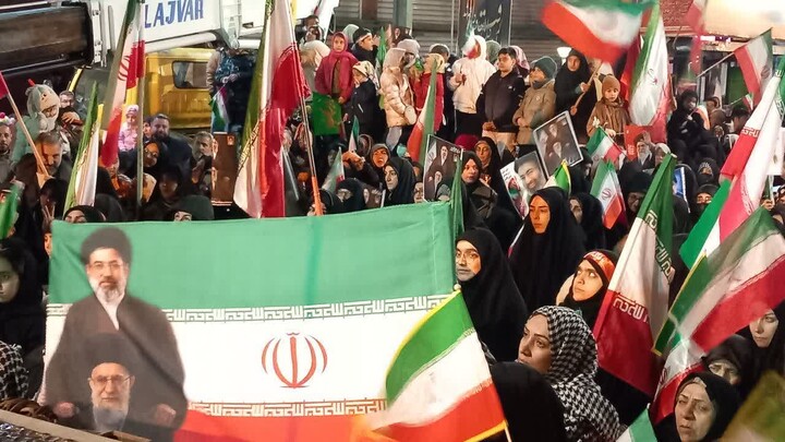 تصاویر / برگزاری تجمع هم‌بستگی و انتقام‌جویی مردم ملایر