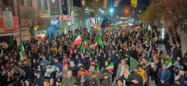 تصاویر / برگزاری تجمع هم‌بستگی و انتقام‌جویی مردم ملایر