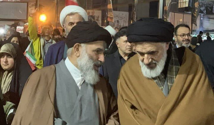 حضور پرشور مردم شریف آمل به همراه علمای بزرگوار