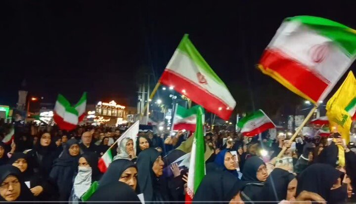 حضور پرشور مردم شریف آمل به همراه علمای بزرگوار