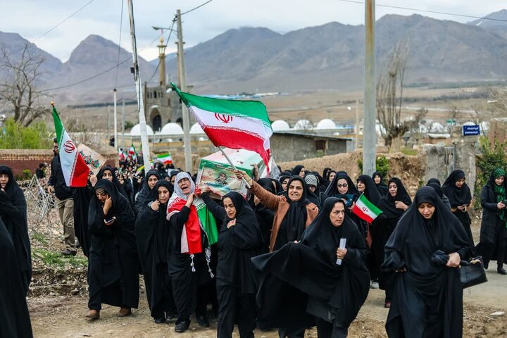 تصاویر/تشییع و خاکسپاری باشکوه پیکر مطهر شهدای جنگ رمضان در اردهال