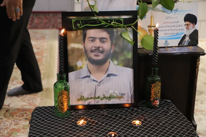 تصاویر/دیدار مسئولان استان مرکزی با خانواده گرانقدر شهید معظم محمد حسین ترابی در اولین روز کاری ادارات در سال جدید