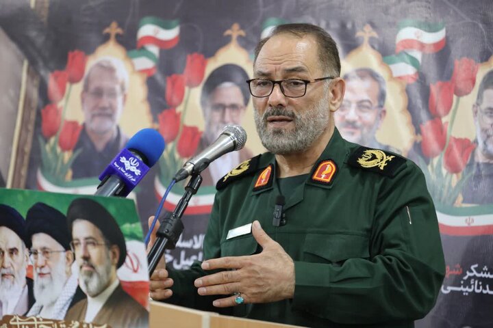 تصاویر/ مراسم بزرگداشت امام شهید امت اسلامی و شهدای گرانقدر جنگ رمضان در مهاباد