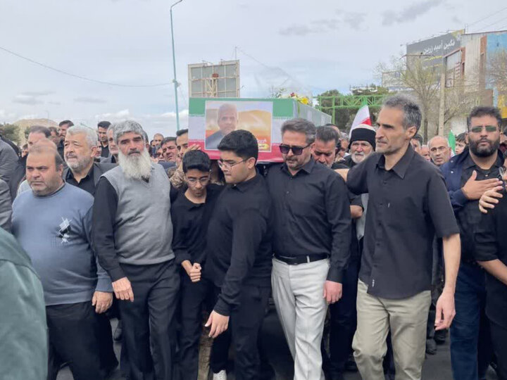 تصاویر/ تشییع و خاکسپاری شهید علیرضا دهقانی سانبچ از تفت تا زادگاهش؛سانیچ