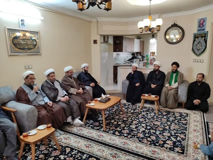 تصاویر/ تجلیل و تکریم از خانواده‌های شهدا جنگ رمضان