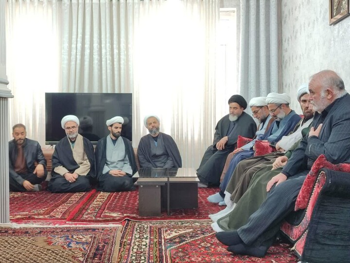 تصاویر/ تجلیل و تکریم از خانواده‌های شهدا جنگ رمضان