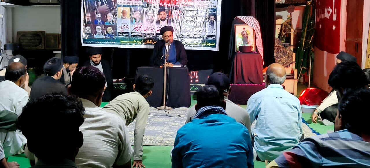 امسن فیض آباد میں یادِ شہداء کے سائے تلے پیغامِ حق بلند؛ دنیاوی طاقتیں بے بس، سپر پاور صرف اللہ ہے