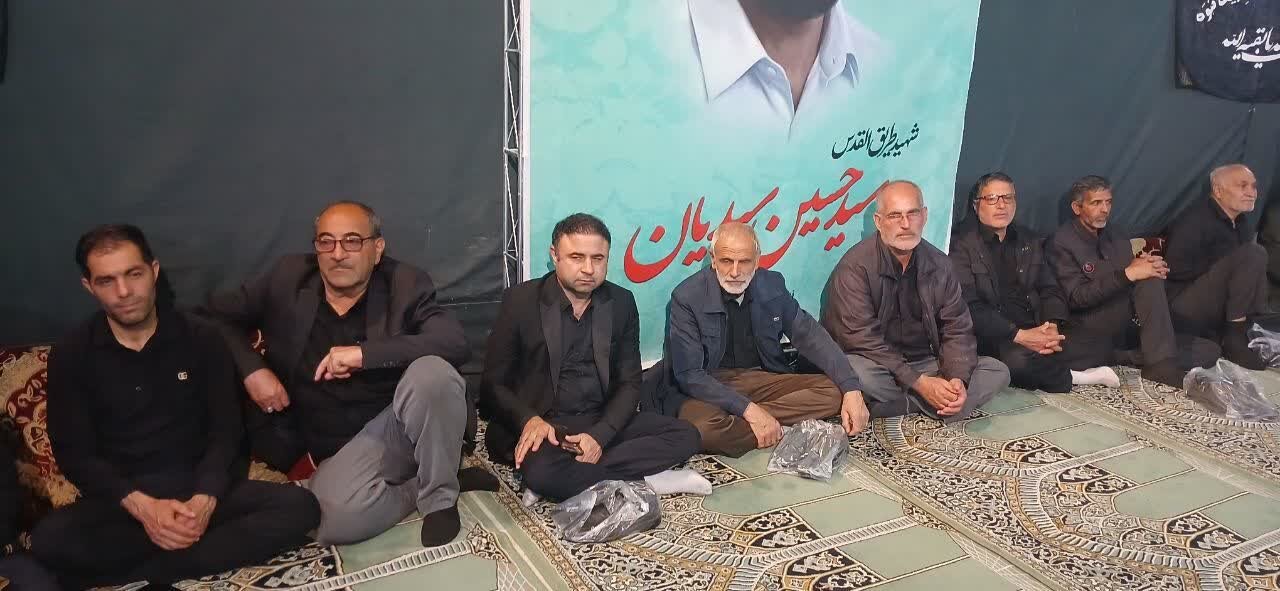مراسم شهید مبارزه با استکبار و مسیر ظهور امام زمان در ابوزیدآباد برگزار شد+تصاویر