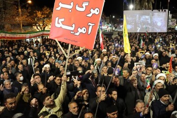 تصاویر/ تجمع مردم شهرستان چالدران در بیست و پنجمین شب از قرار حمایتی مردم از نظام اسلامی