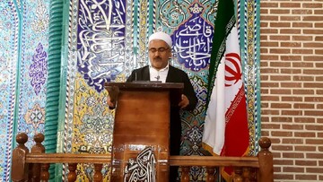 موضع گیری زمانی ارزشمند است که عادلانه و واقع بیانه و وحدت بخش باشد