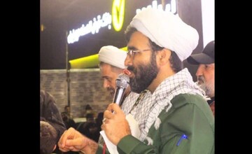 استقامت در راه خدا و اهداف اسلام، موجب سرافرازی در دنیا و آخرت می‌شود