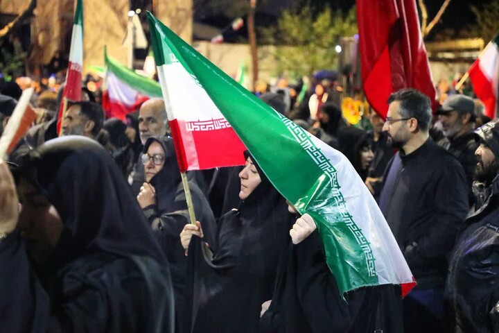 تصاویر/ بیست و پنجمین شب تجمع «شب‌های اقتدار» در سمنان